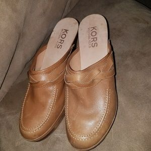 Michael Kors Brown leather clogs-size 9